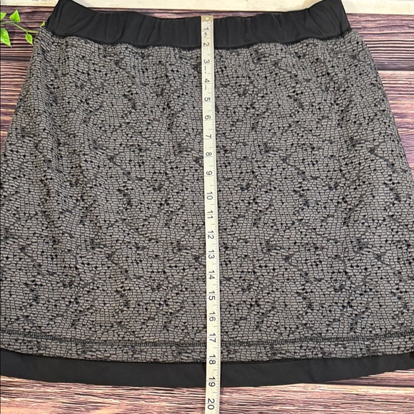 Exofficio Wanderlust Black and Gray Textured A-Line Vacation Tennis Travel Skirt - Picture 6 of 6